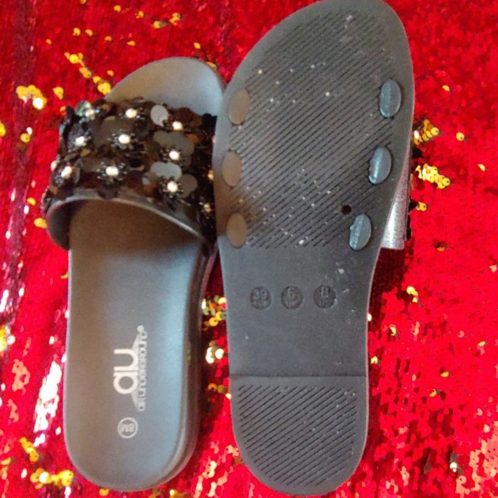 Shoes - Picture 2 of 2